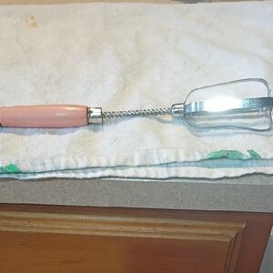 Vintage Pink Handled Egg Beater